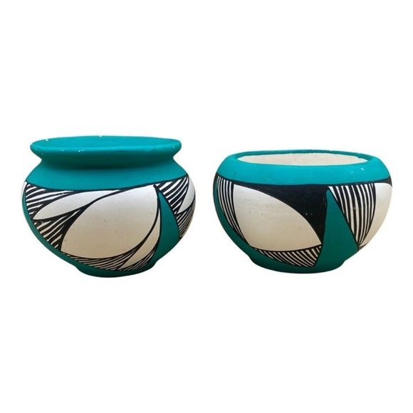 New Mexico Pueblo Pottery Other - New Mexico 1994 Pueblo Pottery Teal Blue Vase Native American Vessel LOT 2 READ